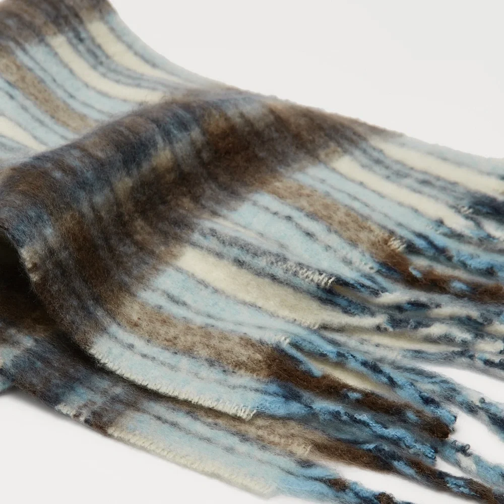 NWT. Zara Blue/Cream Checked Fringed Scarf.